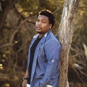 Meet your Posher, Chevis