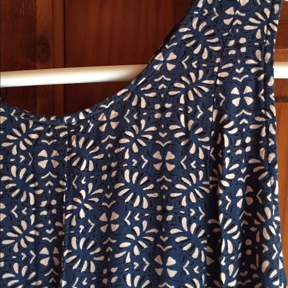 Summer dress - Picture 2 of 3