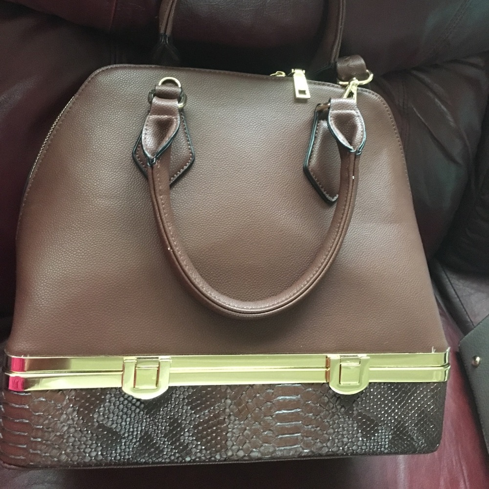 Brown bottom compartment handbag