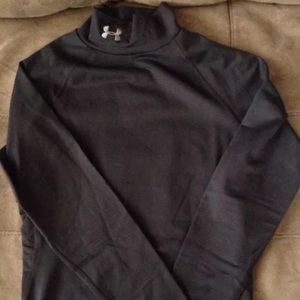 Under Armour Cold Gear Mock Turtleneck Size M NWT