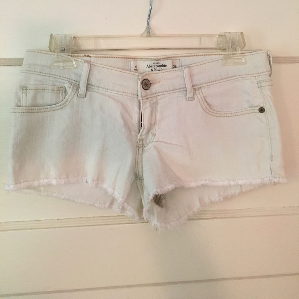 Abercrombie & Fitch Low-Rise Shorts