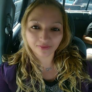 Meet your Posher, Esther