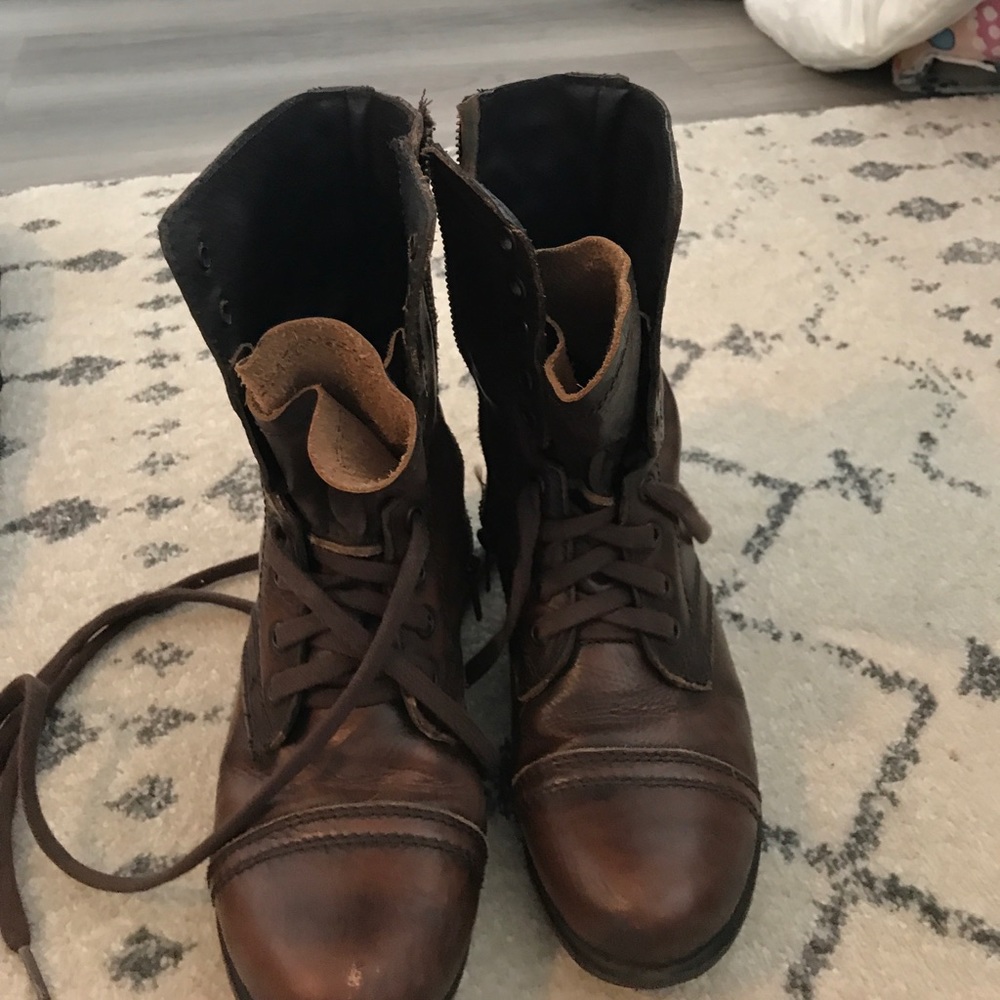Steve Madden boots