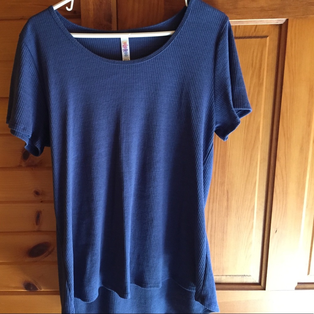 Lularoe Classic t-Large