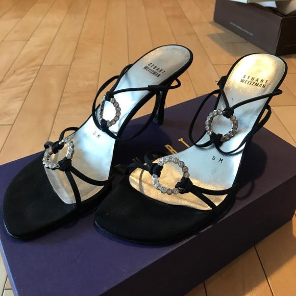 Stuart Weitzman - Picture 3 of 5