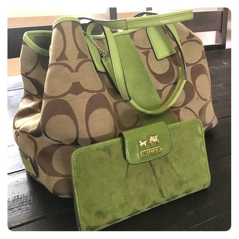 Coach Classic Handbag and Matching Wallet