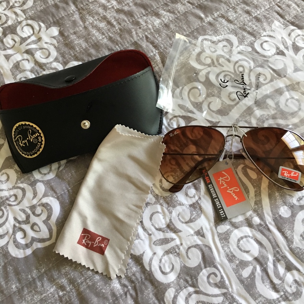 Rayban by Luxotica