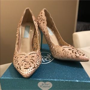 Bestey Johnson Rose Gold Devine heels & flats SET