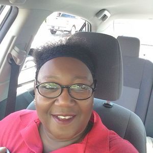 Meet your Posher, Rena