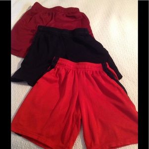 Boys sport shorts - size S / 8