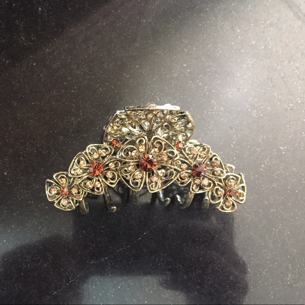 Gold large hair clip
