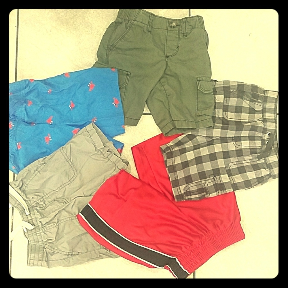 Bundle includes 5 toddler boy shorts!