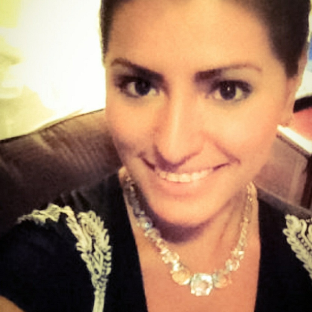 Meet your Posher, Eloisa