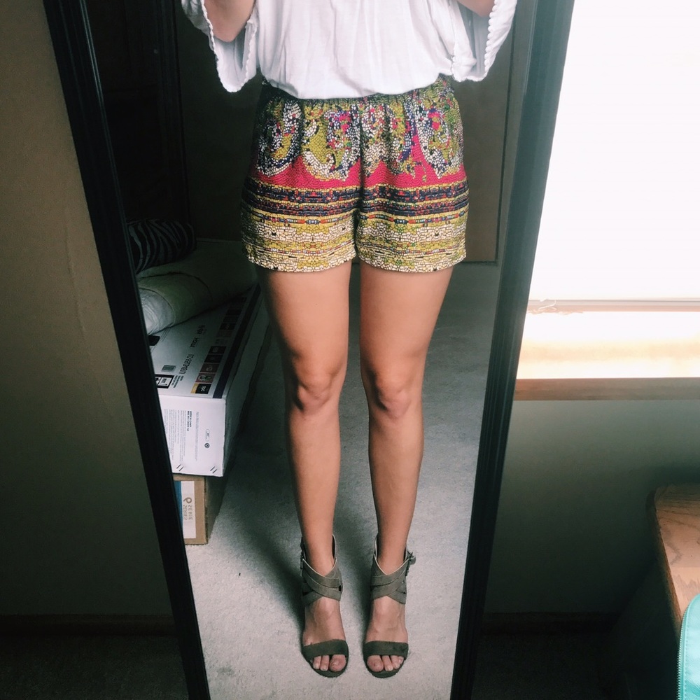 Patterned shorts