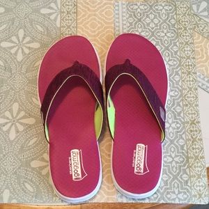 Skechers gogo mat Flip flops