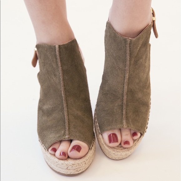 Olive Peep Toe Slingback Espadrille Wedge Pump - Picture 5 of 8