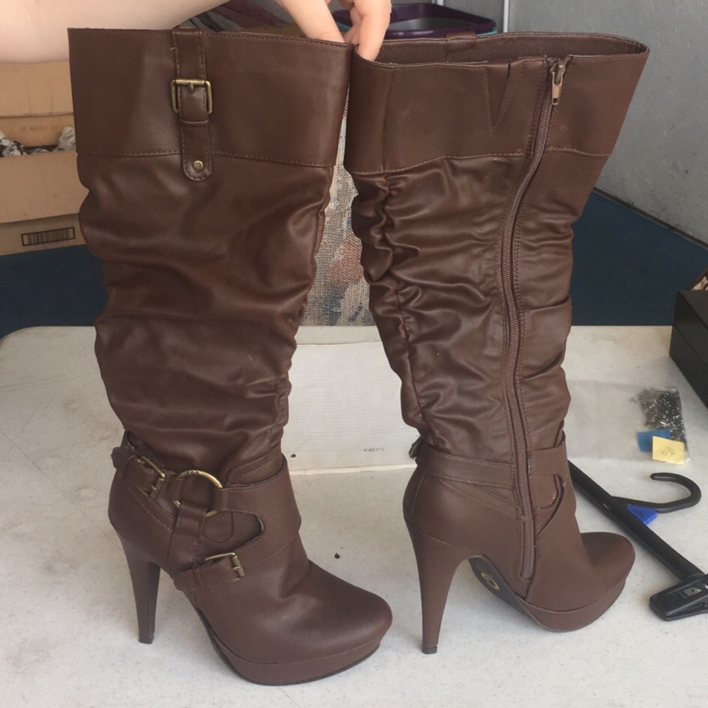 High Heeled Boots
