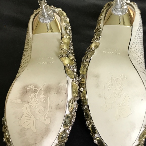 Wedding shoes! - Picture 7 of 7