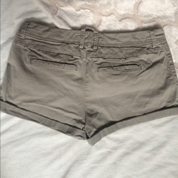 Garage Khaki Shorts - Picture 2 of 3