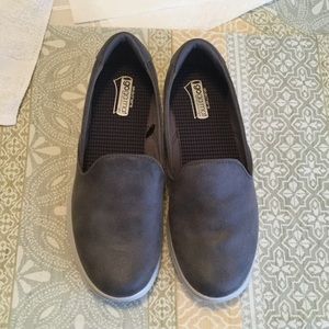 Skechers gogo mat leather slip-ons