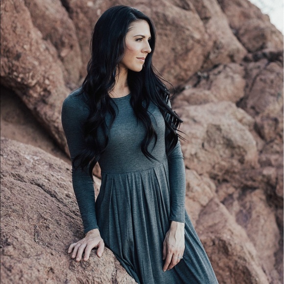 Charcoal fit and flare midi dress with pockets - Picture 4 of 4