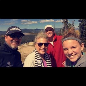 Meet your Posher, Kristin