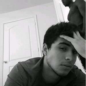 Meet your Posher, Devin