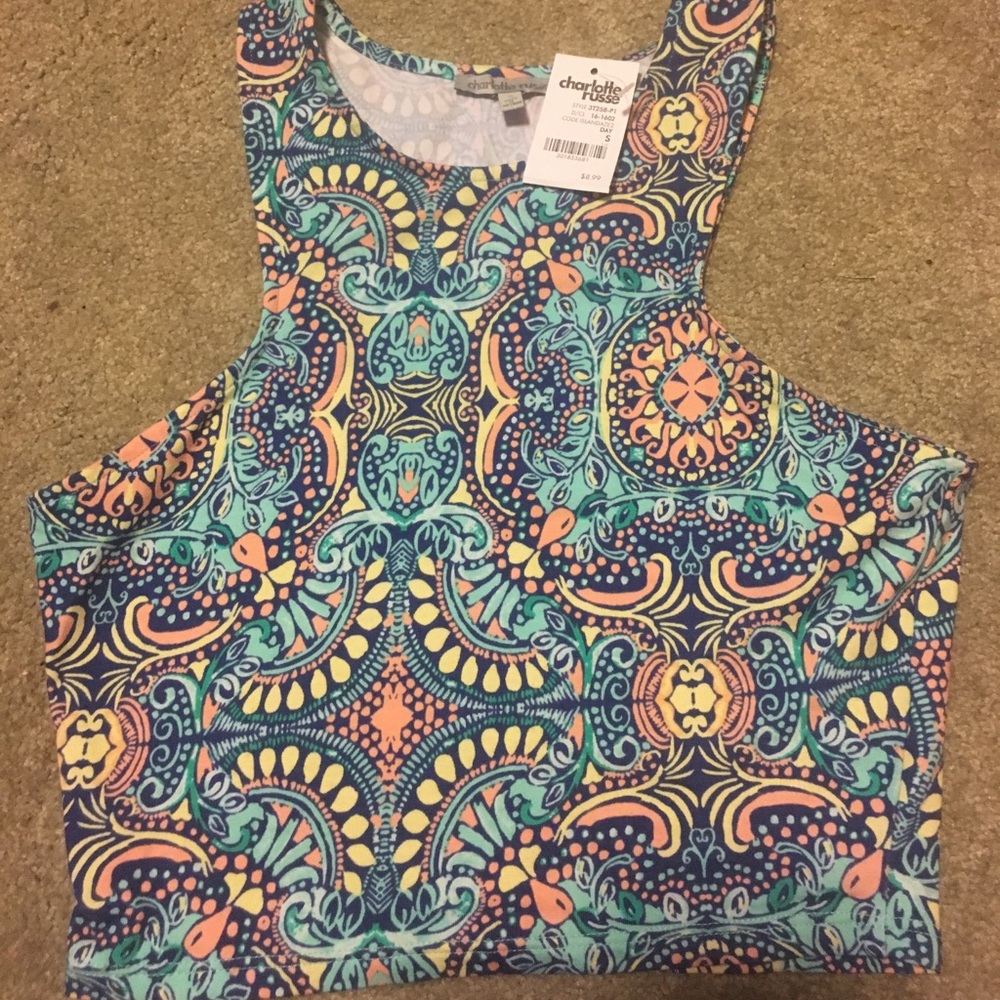 Crop top nwt💲💲