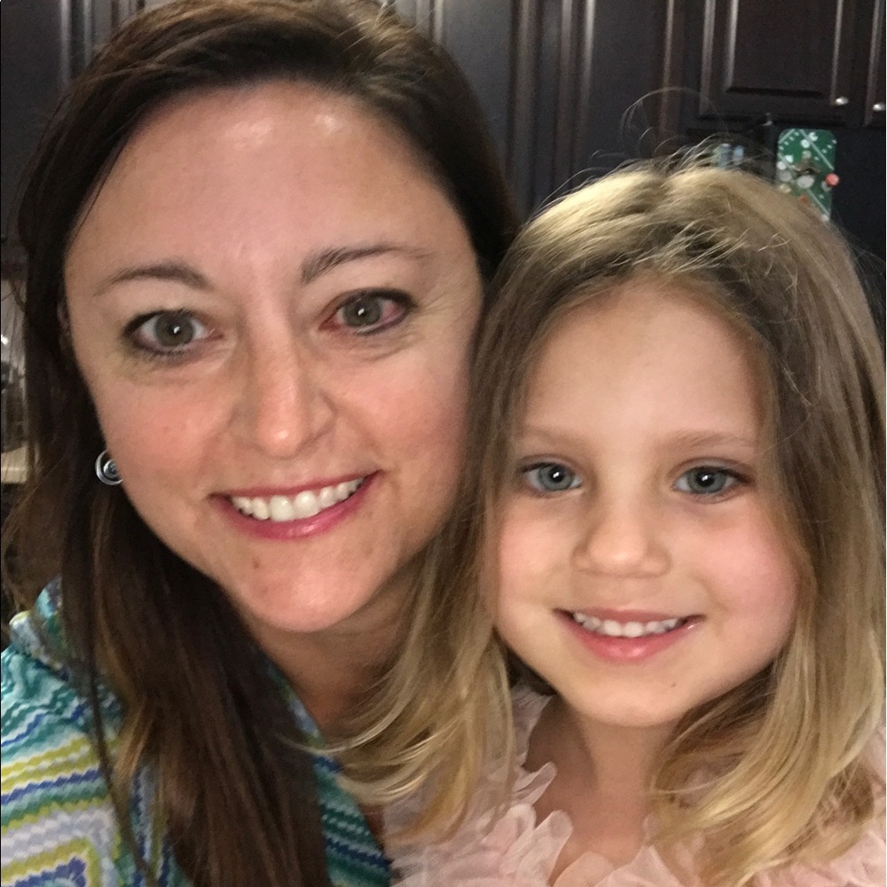 Meet your Posher, Lisa