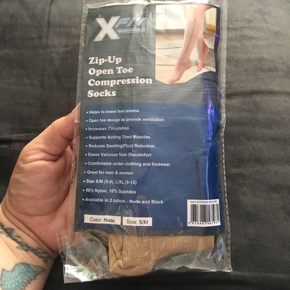 Zip up compression socks