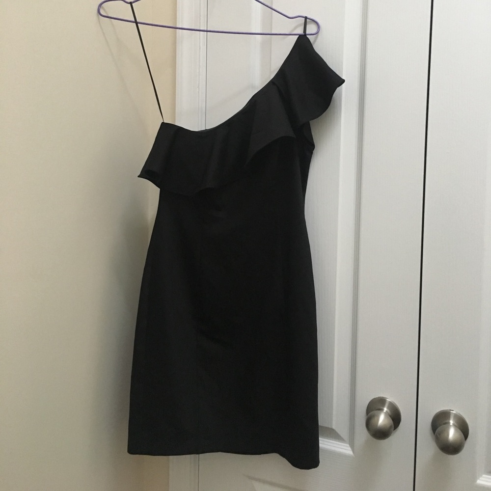 【NWT】H&M one shoulder dress