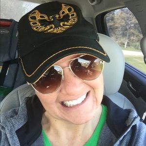 Meet your Posher, Angela