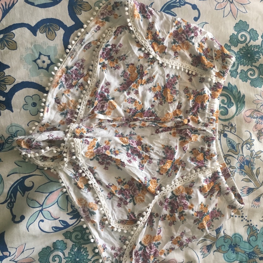 Lightweight flowery summer shorts