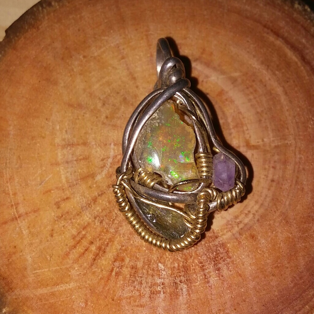 Zak Wire Wrapped Crystal Treasure Box Gallery - Picture 6 of 8