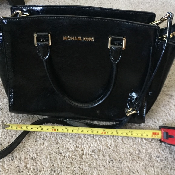 Authentic Beautiful Michael Kors purse!!! - Picture 1 of 2