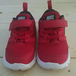 Nike sz 7C
