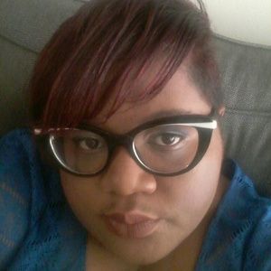 Meet your Posher, April