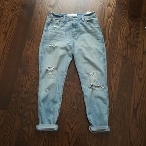 Abercrombie high rise girlfriend jean size 2