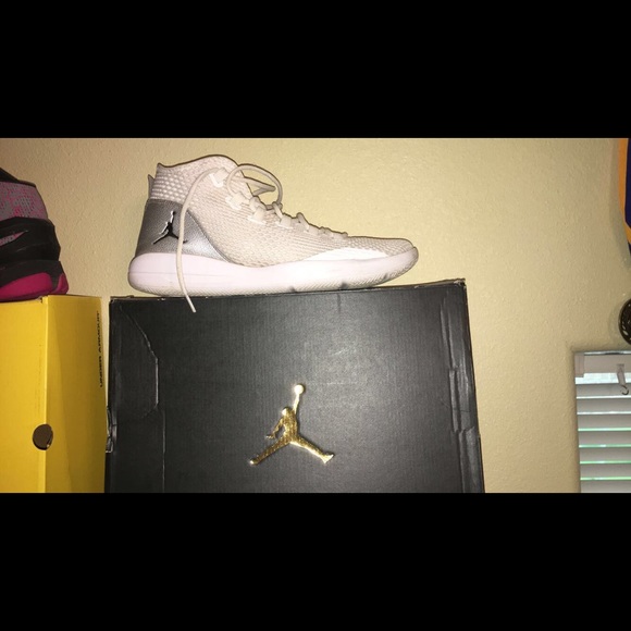 Jordan Other - Jordan Reveal Size 12