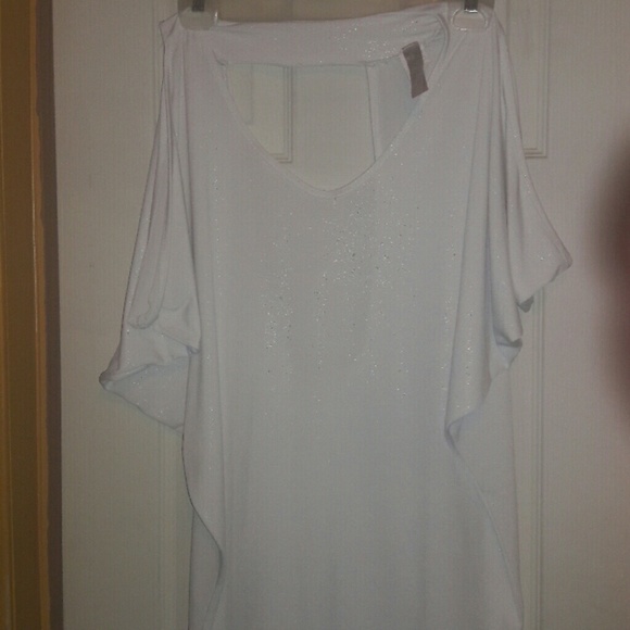White Shimmer blouse with the back out - Picture 1 of 2
