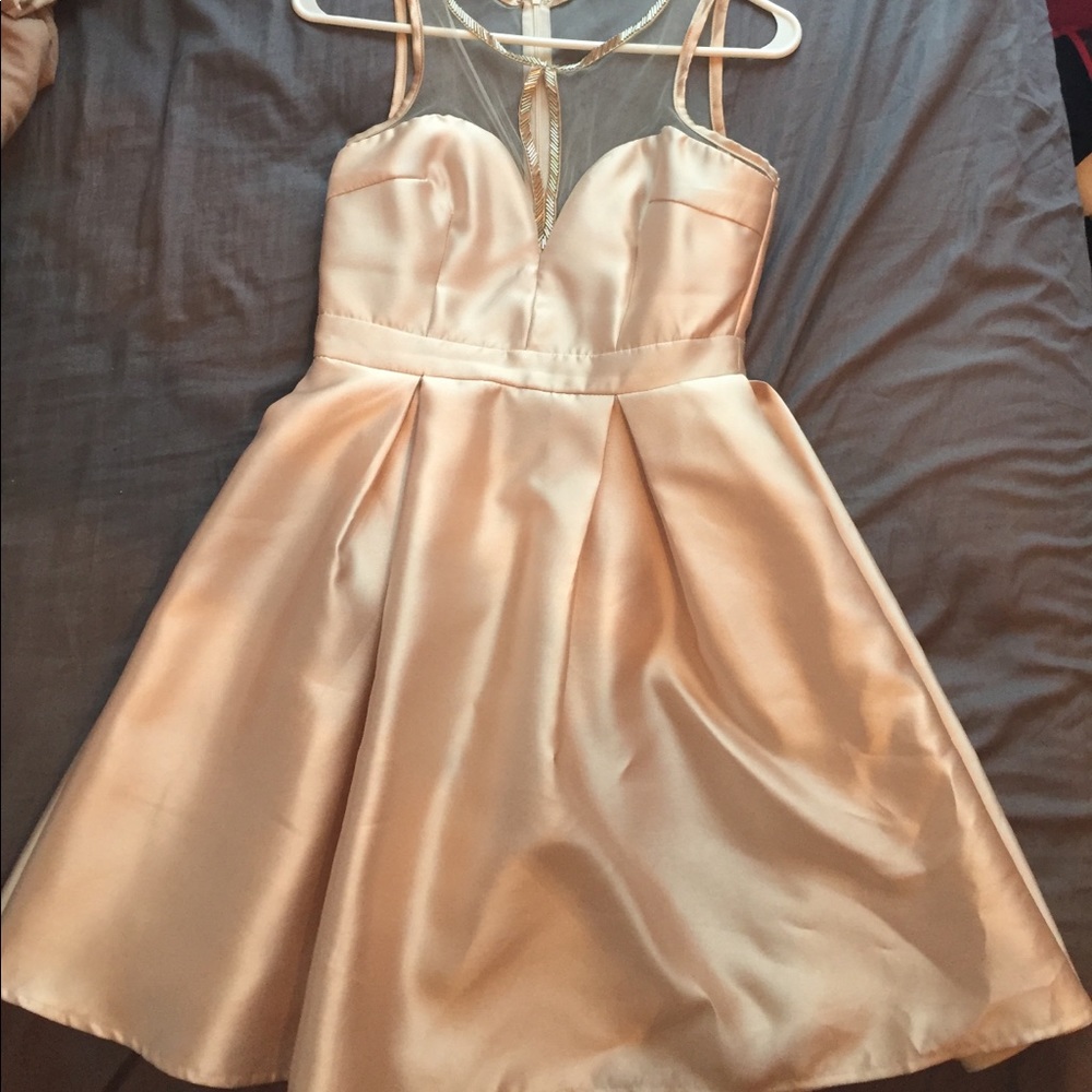 Formal wear dress
