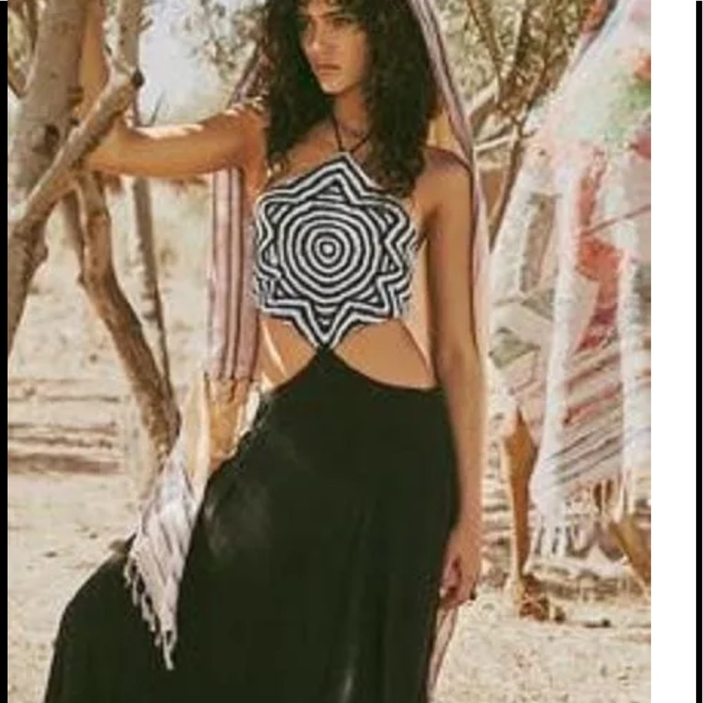 SOLD ON AKZNYC - Picture 8 of 8