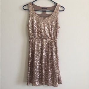 Gold Sequence Dress ✨