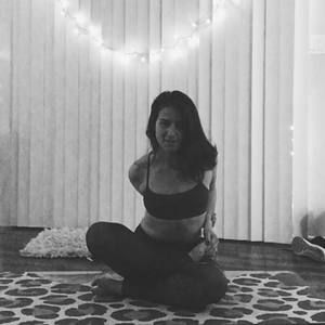 Meet your Posher, Elisa