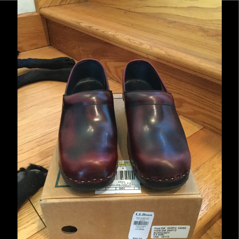 LLBean Comfort Clogs 9.5M