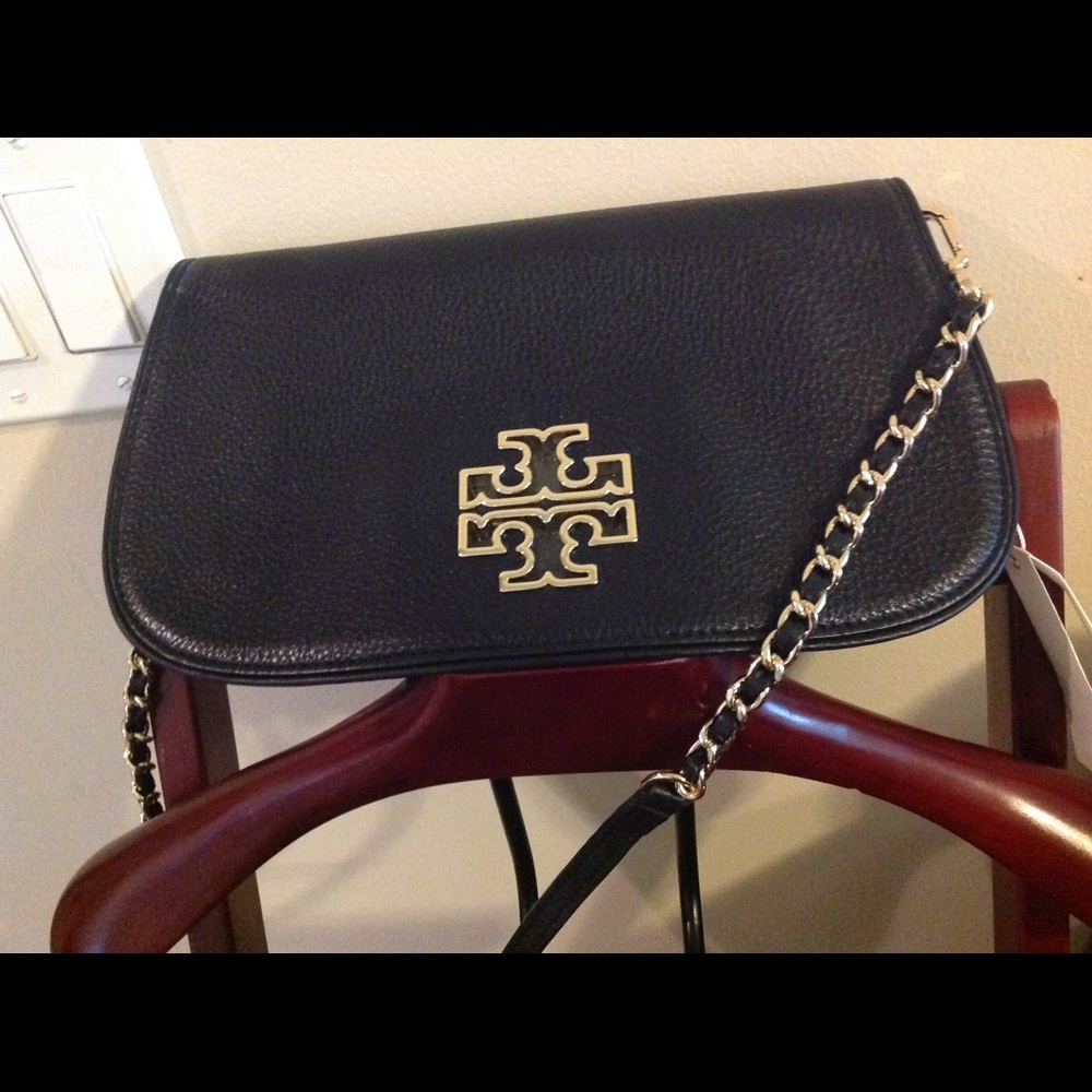 Tory Burch Britten convertible clutch. 😍 Brand Nee❤️❤️❤️ - Picture 4 of 4