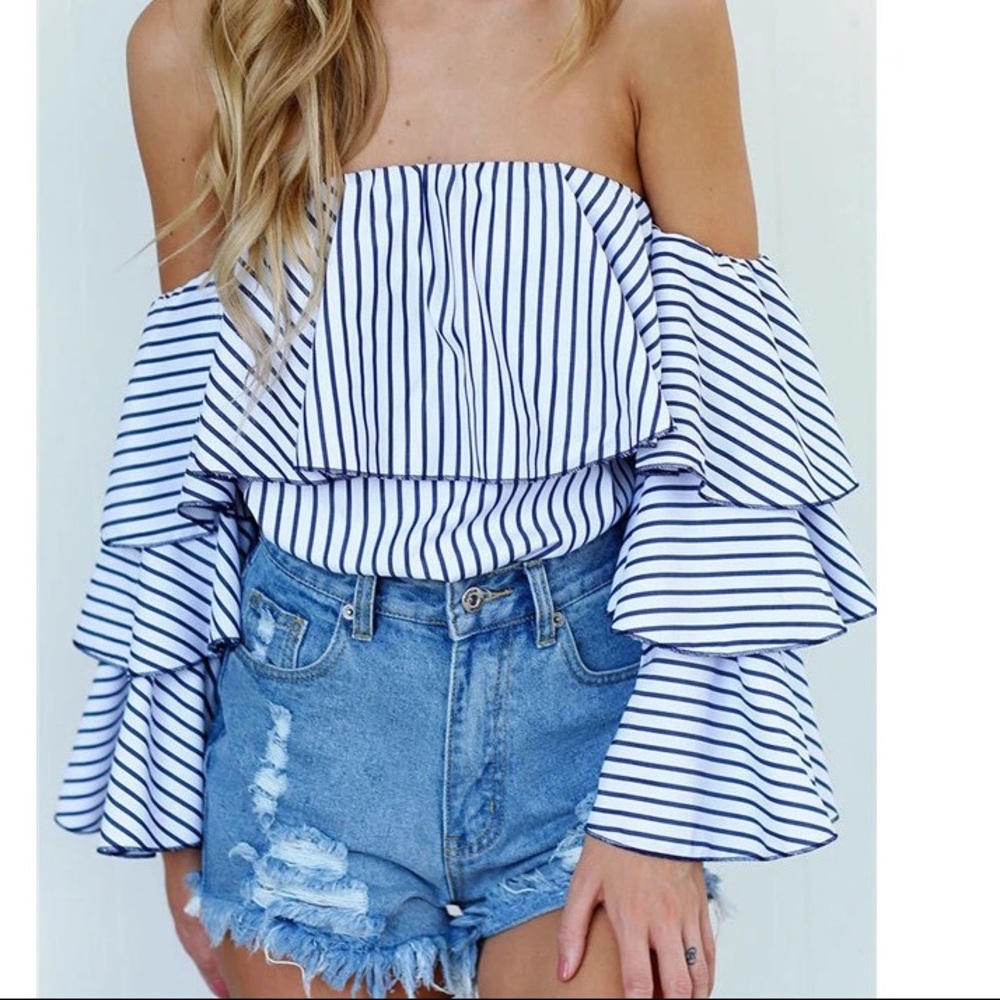 ✨Blue Striped Off The Shoulder Flamenco Top✨ - Picture 3 of 6