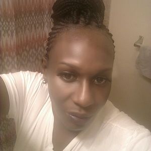 Meet your Posher, Michele