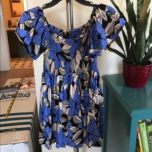 Free People Louise smocked dress size xs.
