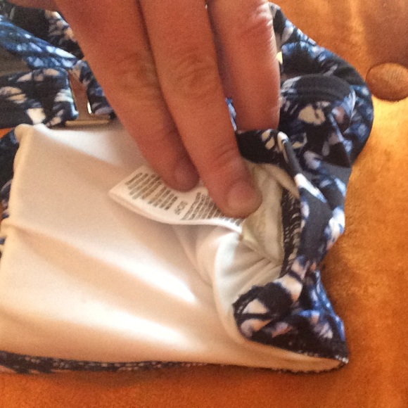 Michael Kors Bikini - Picture 3 of 5